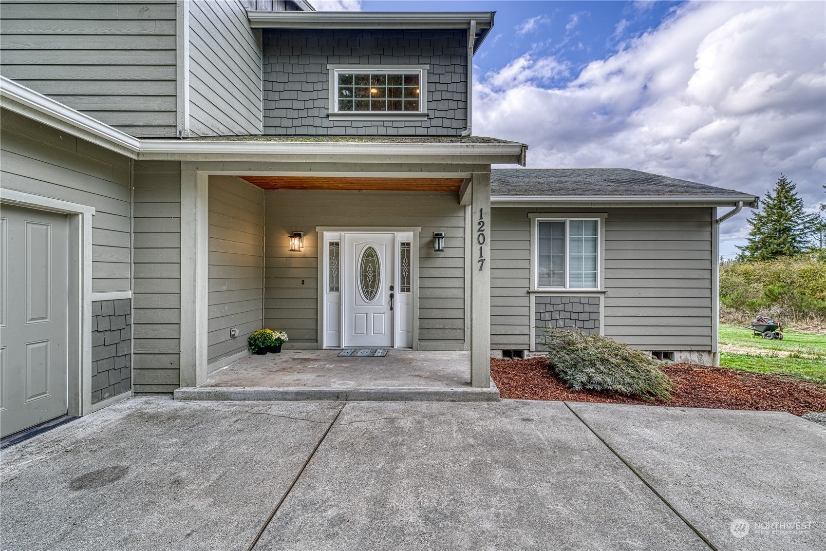 12017 Hillcrest Drive SE  Yelm WA 98597 photo