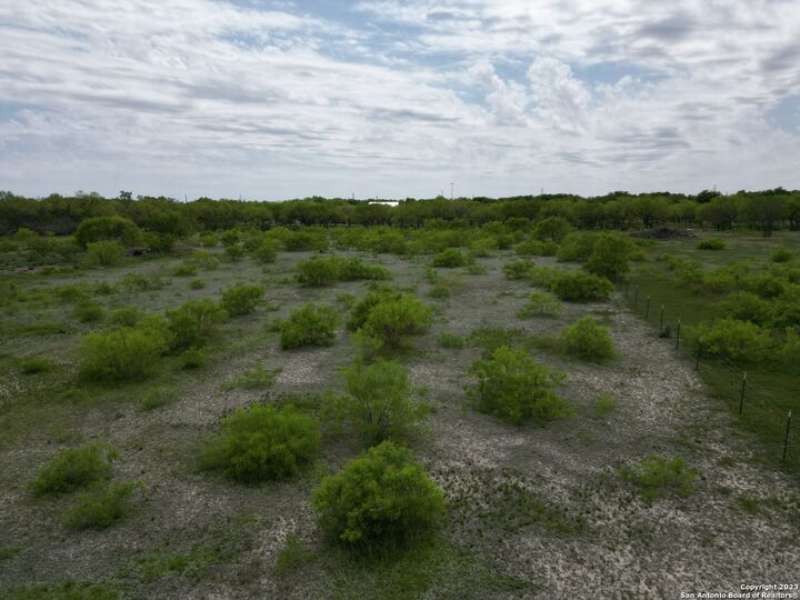 Property Photo: 2020 Goeth Rd TX 78221