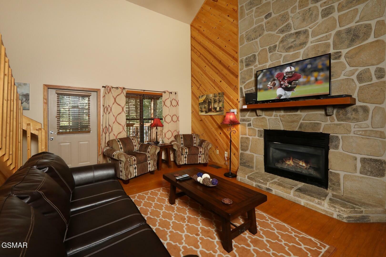 Property Photo:  529 Reba Lane  TN 37738 