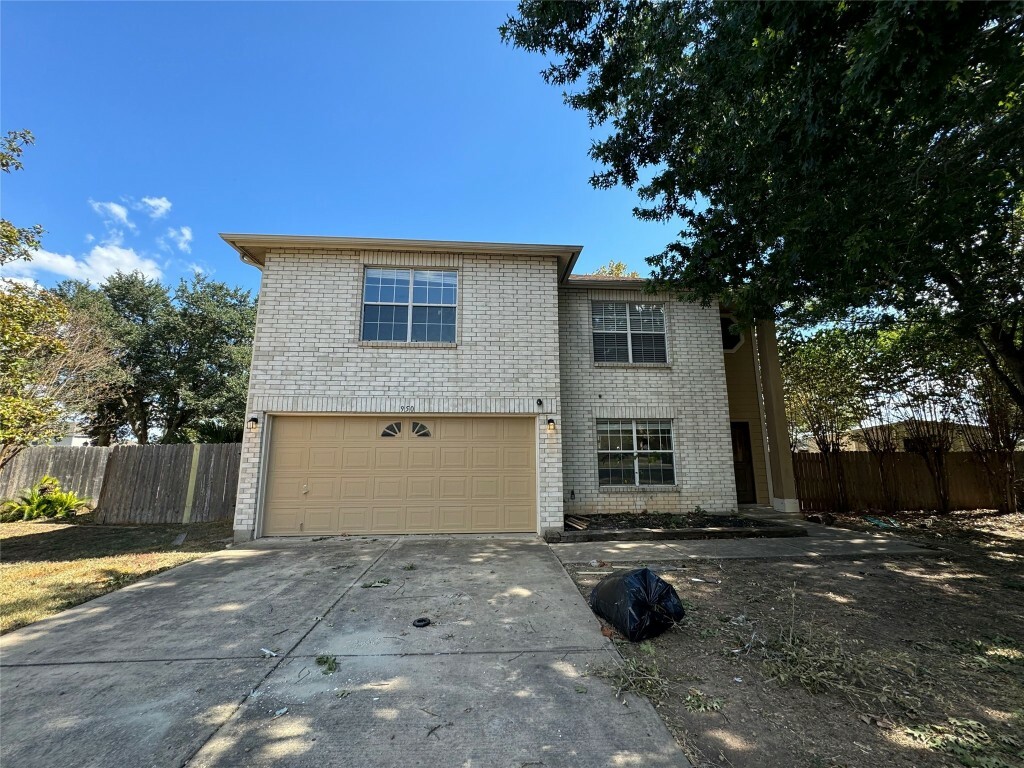 Property Photo:  950 Whispering Hollow Drive  TX 78640 