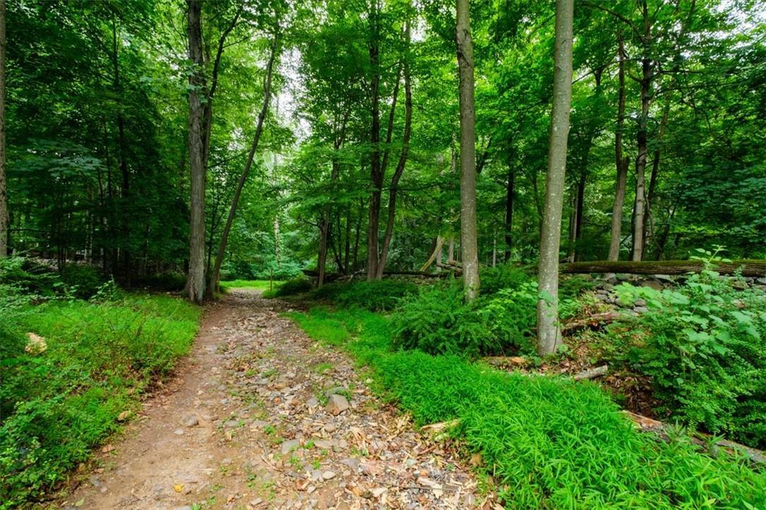 Property Photo:  14 Farm Lane  NY 10901 