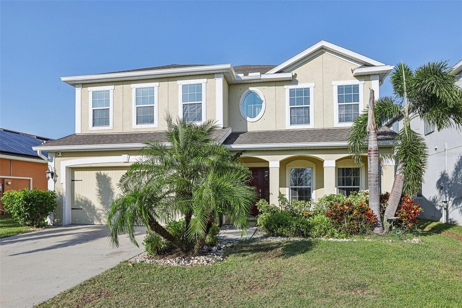 Property Photo: 11348 Leland Groves Drive FL 33579