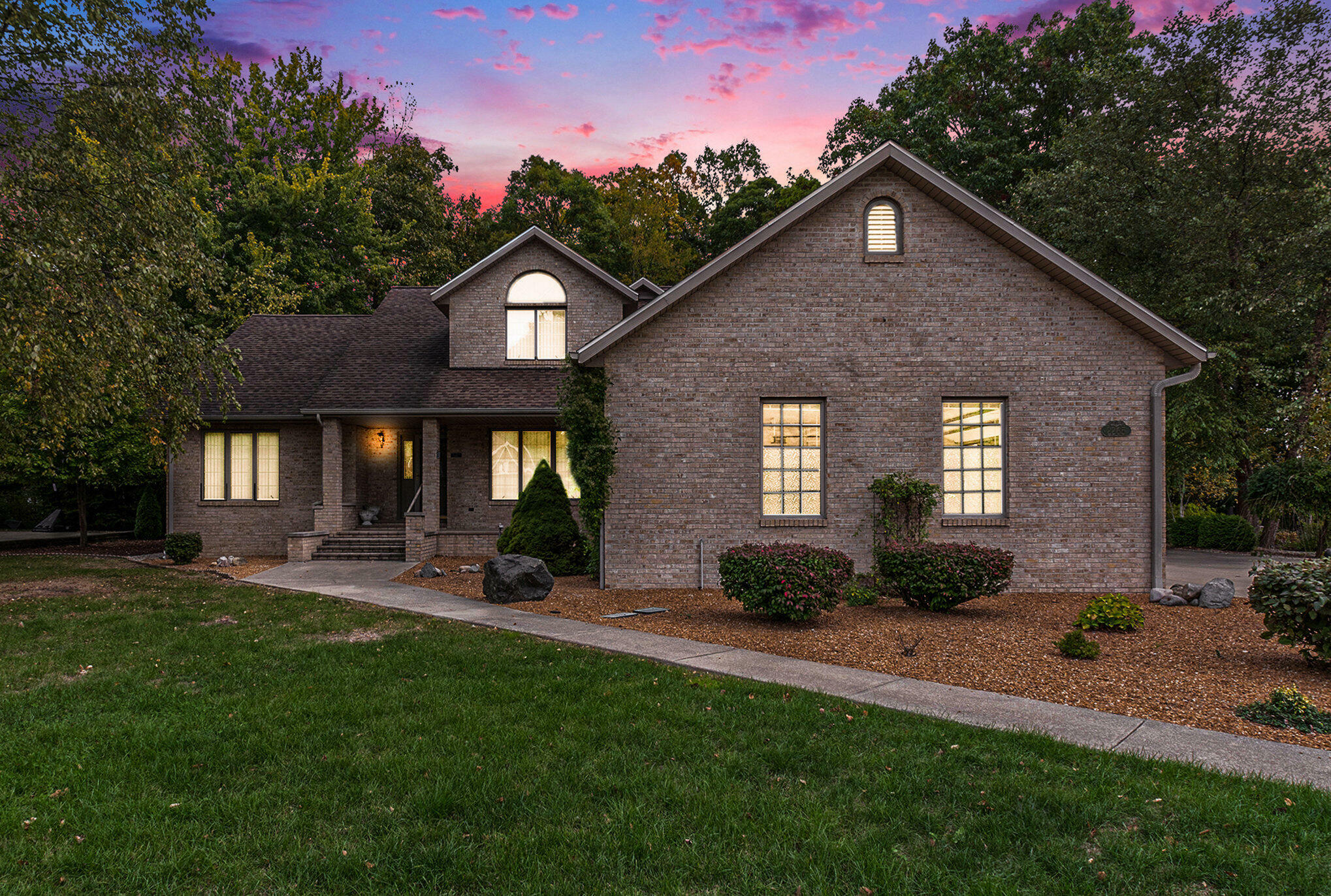 2265 Forest Hills Lane  St. Joseph MI 49085 photo