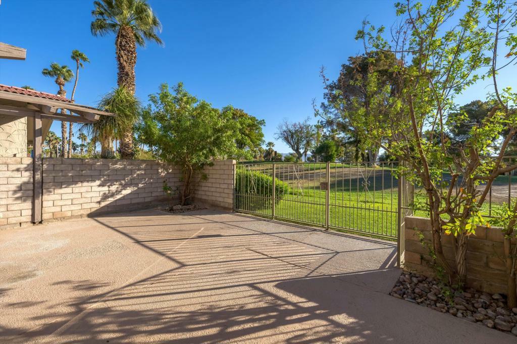 Property Photo:  48936 Eisenhower Drive  CA 92201 