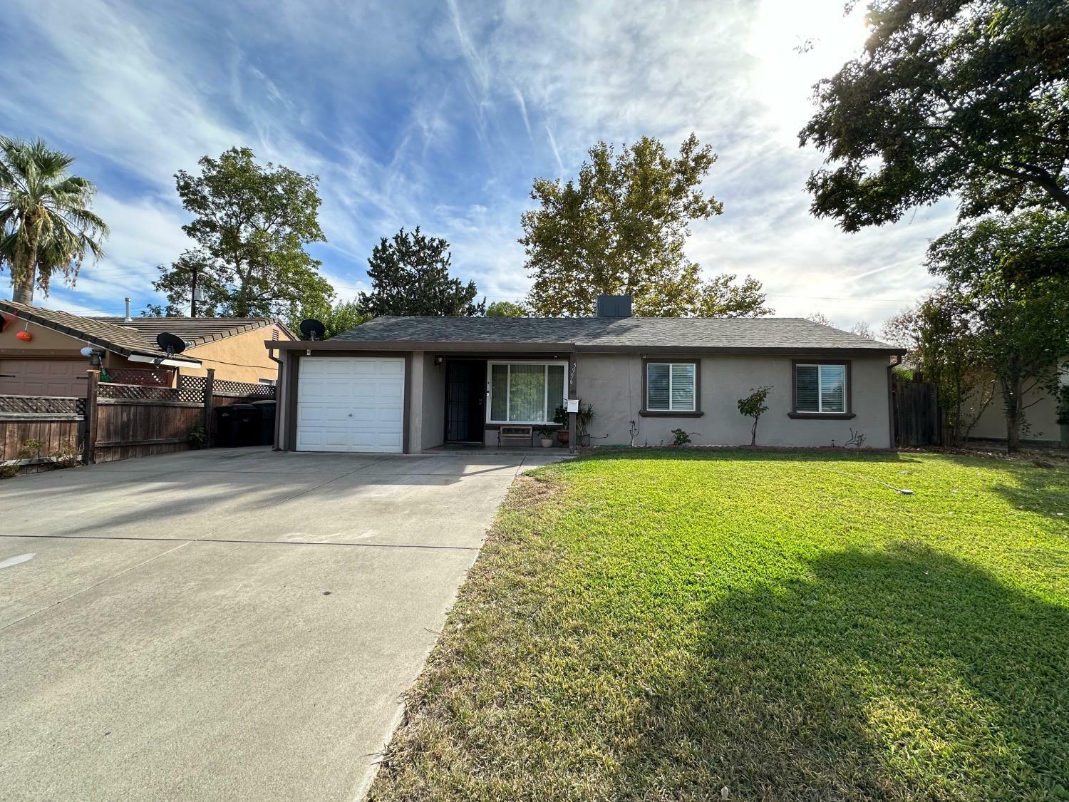 Property Photo:  5996 N. Haven Drive  CA 95660 