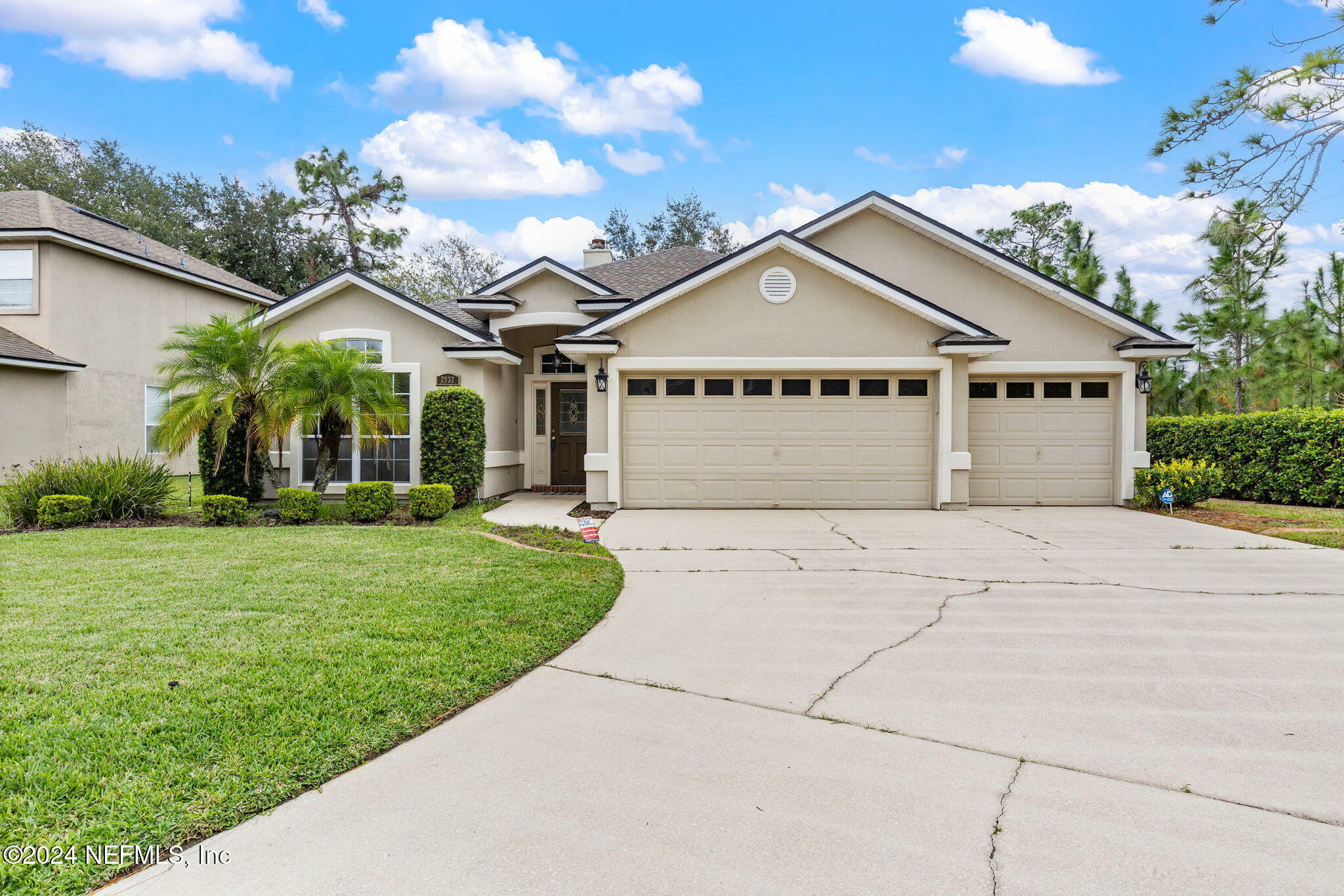 Property Photo:  2932 Castnet Court  FL 32092 