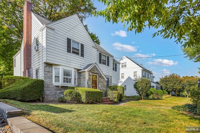 Property Photo:  381 Golf Avenue  NJ 07607 