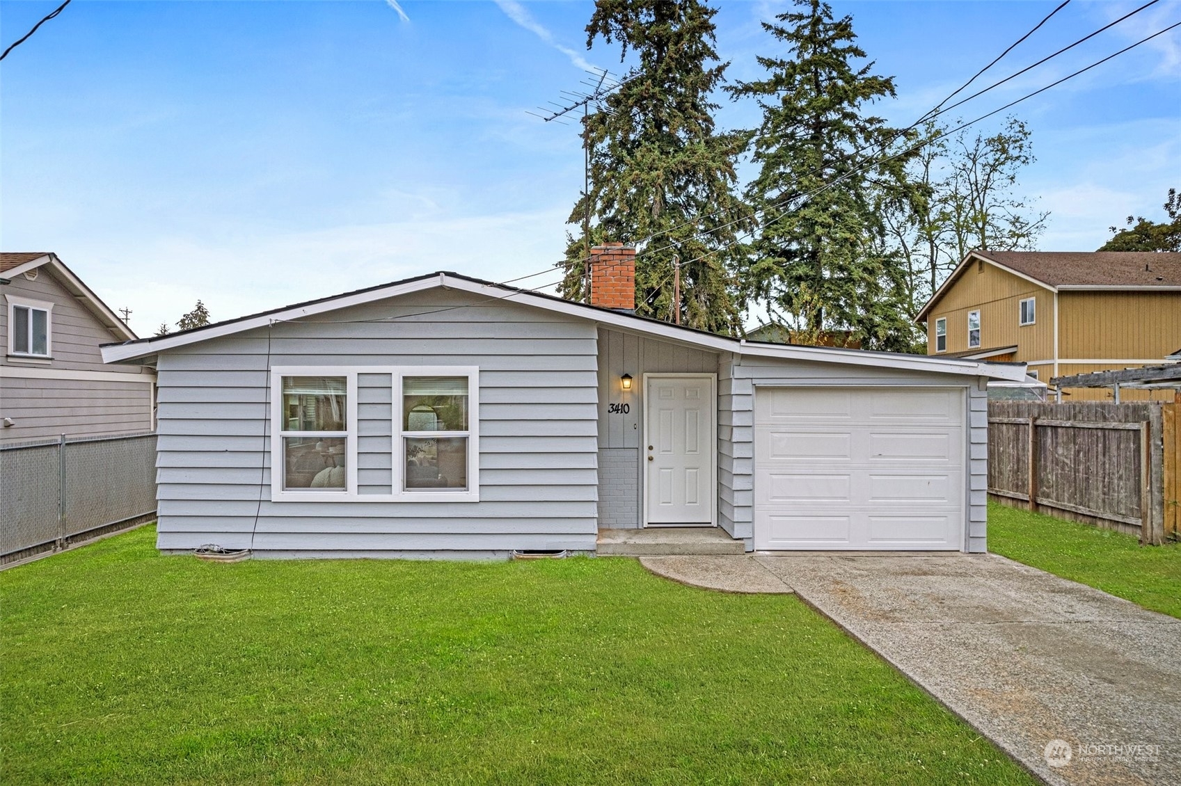 Property Photo:  3410 S Proctor Street  WA 98409 