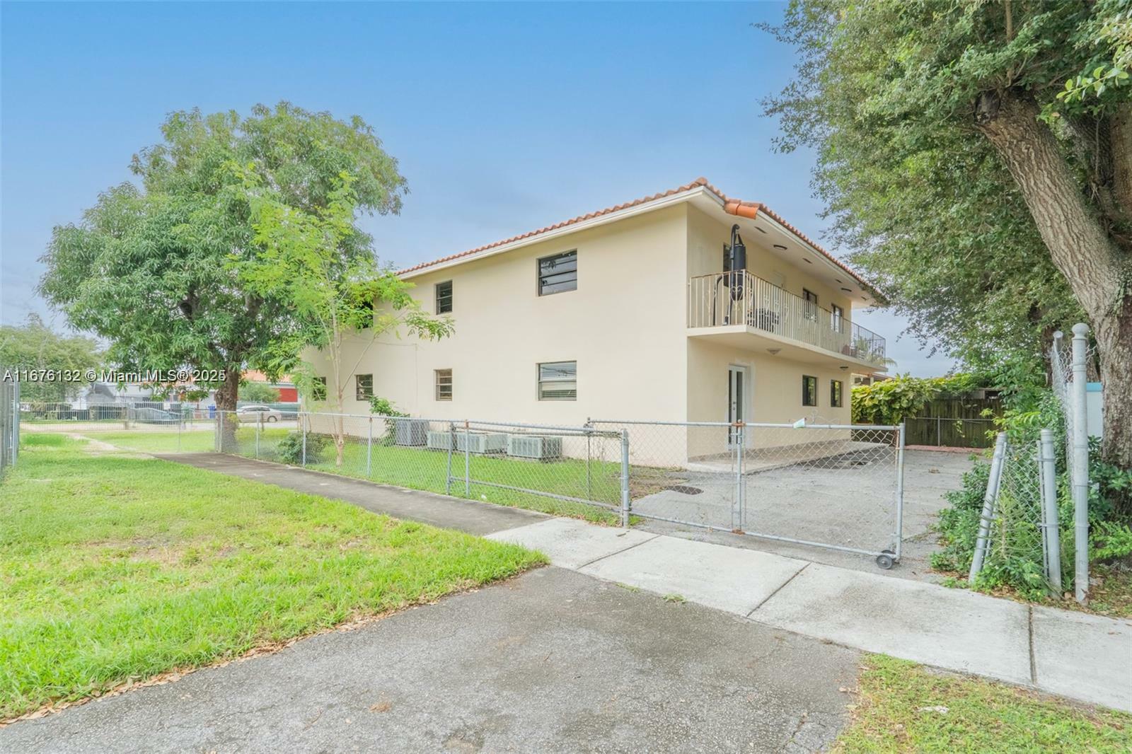 Property Photo:  298 NW 34th 298  FL 33125 