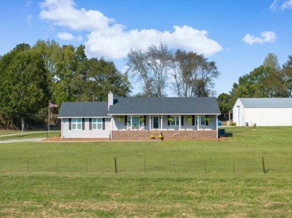 Property Photo:  1199 Mount Hebron Rd  AL 35031 - BLOUNTSV 