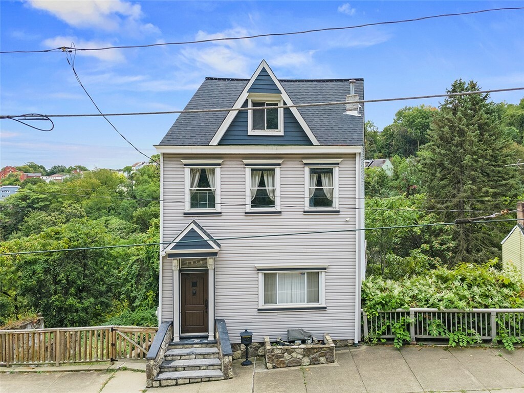 Property Photo:  1039 Arlington Avenue  PA 15203 