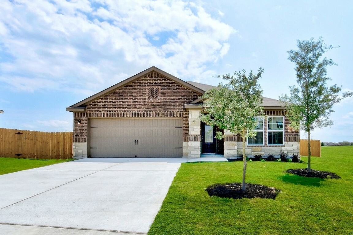 Property Photo:  1187 Amy Drive  TX 78640 