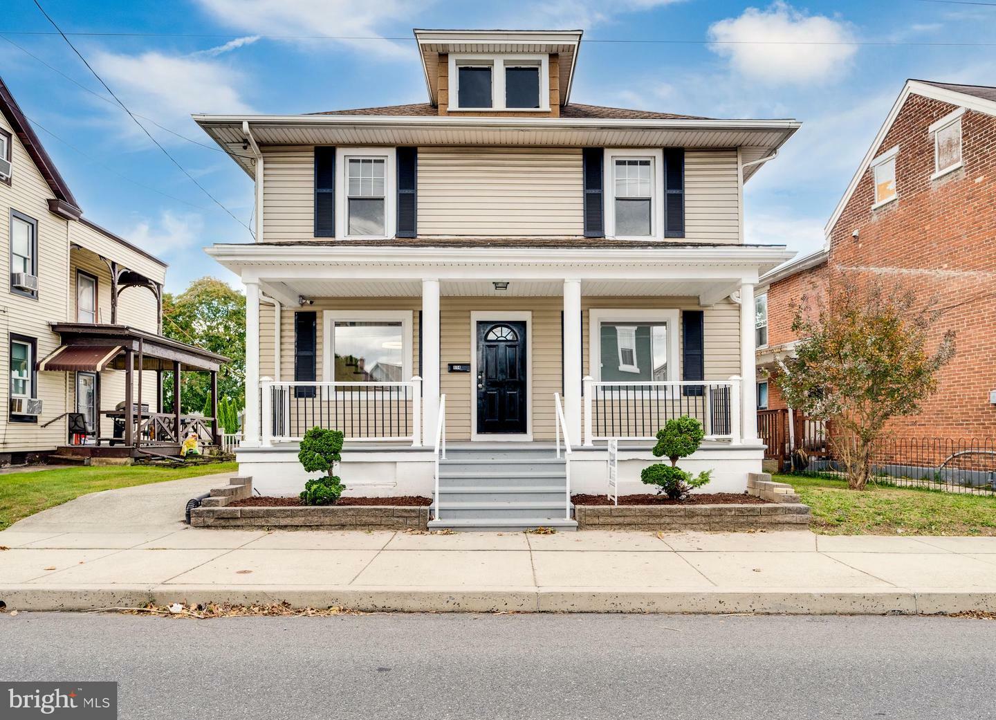 Property Photo:  114 N Franklin Street  PA 19522 