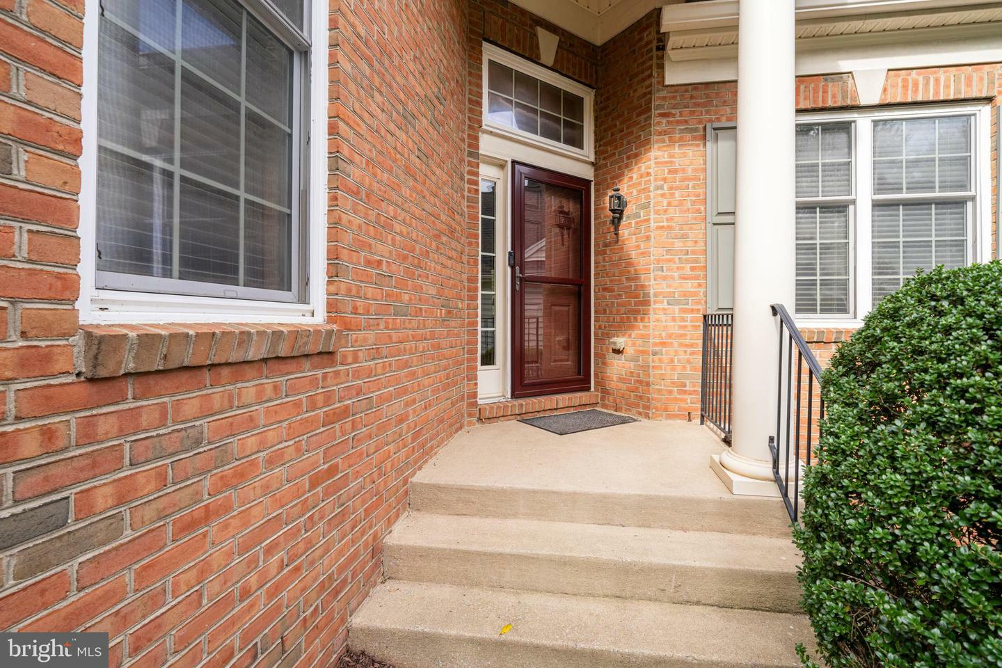 Property Photo:  5284 Antioch Ridge Drive  VA 20169 