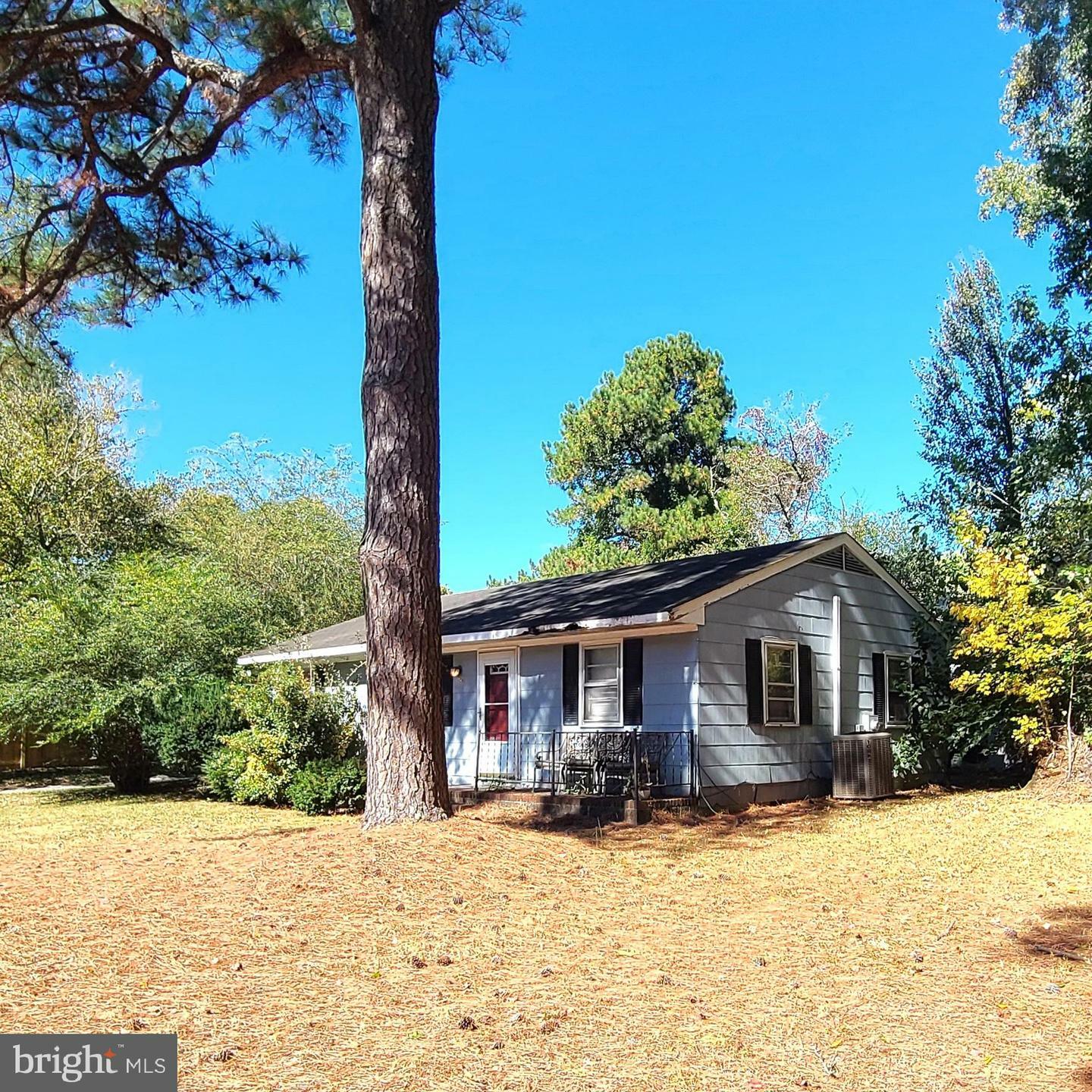 Property Photo:  519 Robinson Street  MD 21801 