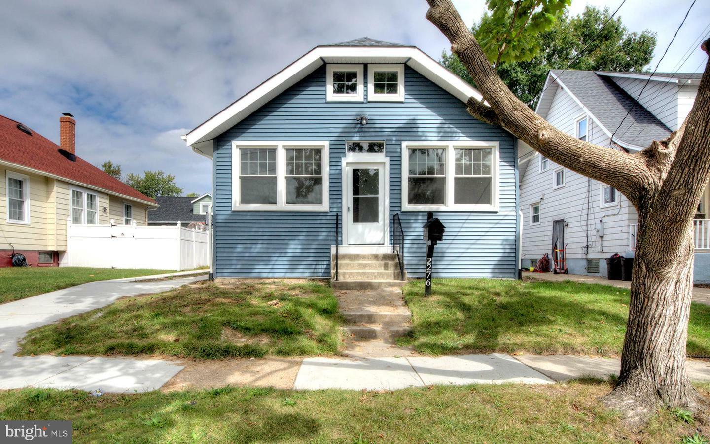 Property Photo:  2276 Hillcrest Avenue  NJ 08110 