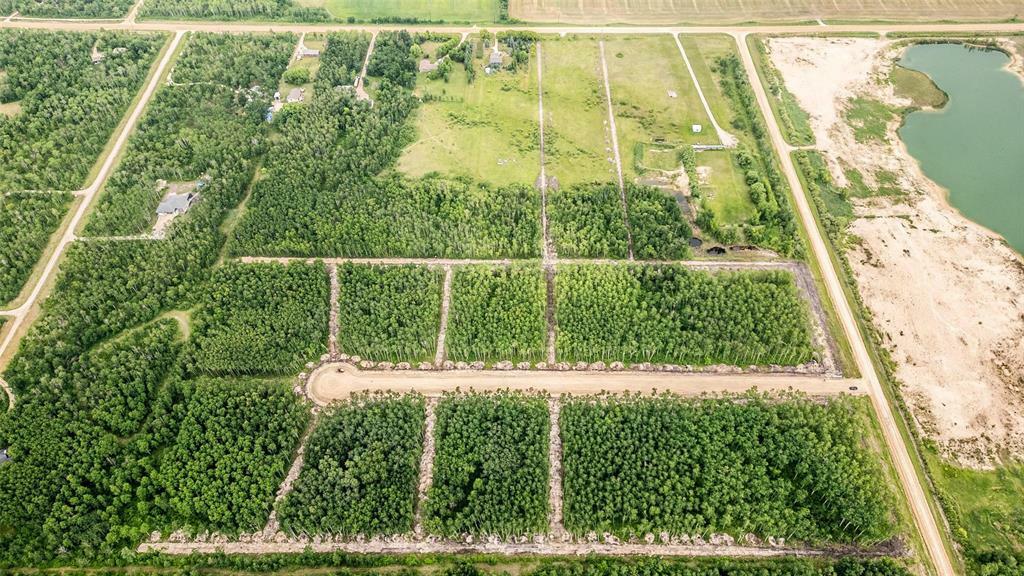 Photo de la propriété: 2 Kingsdale Place MB R5G 1L9