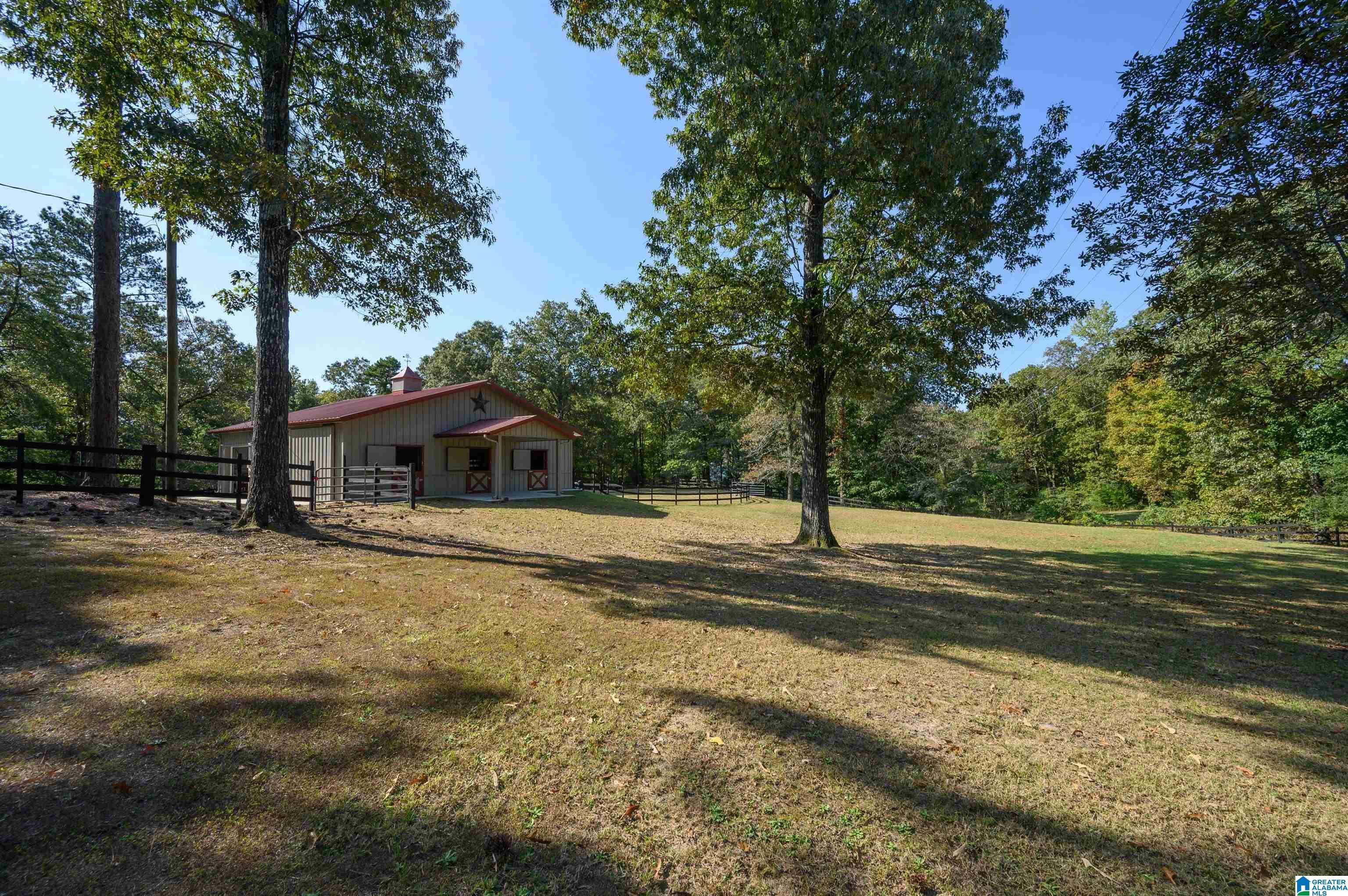 Property Photo:  830 Valley View Road  AL 35124 