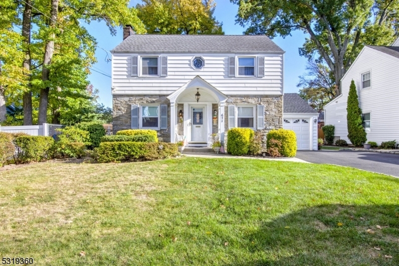 Property Photo:  671 Duquesne Ter  NJ 07083 