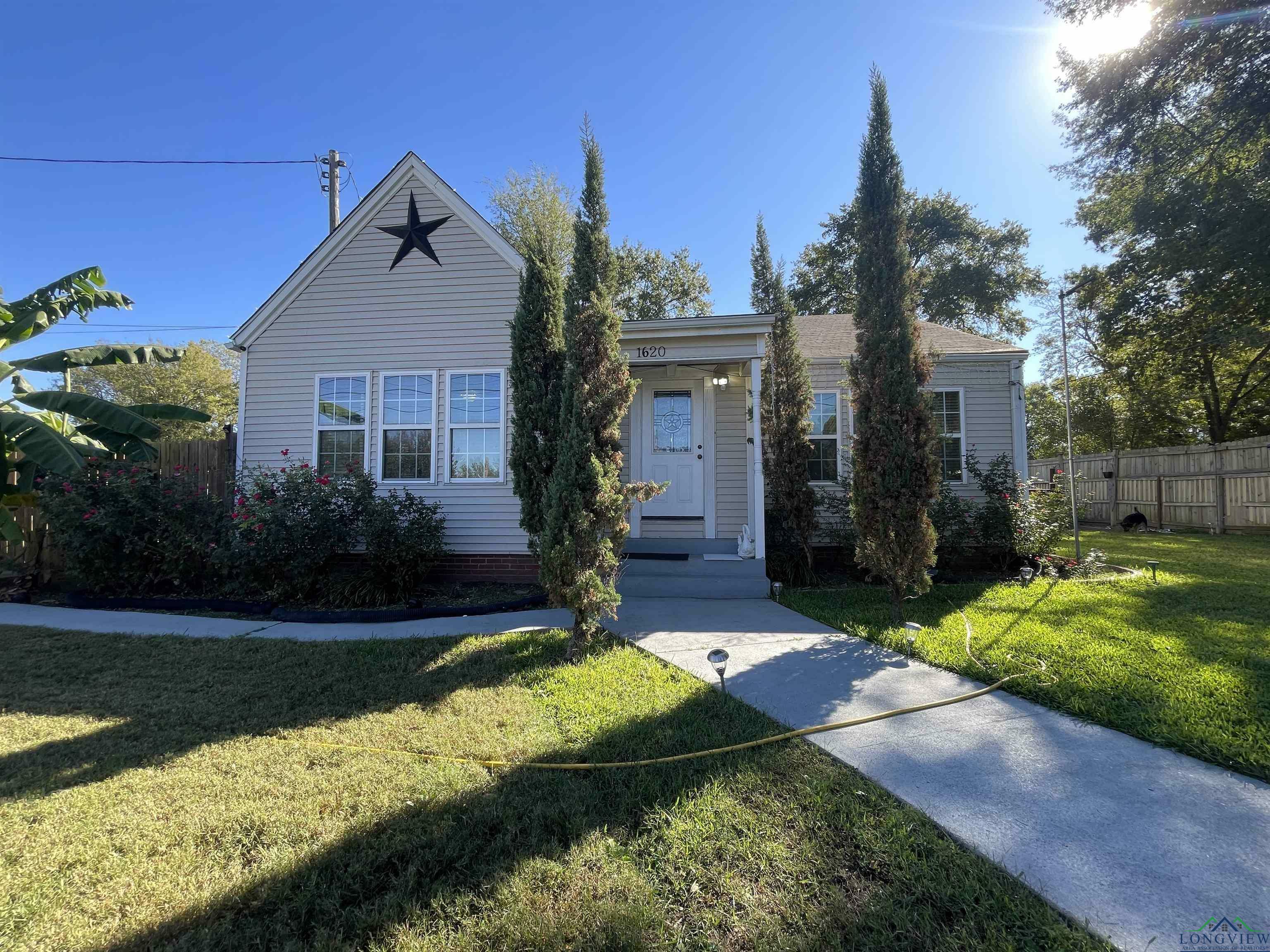 Property Photo:  1620 S Mobberly Ave.  TX 75602 