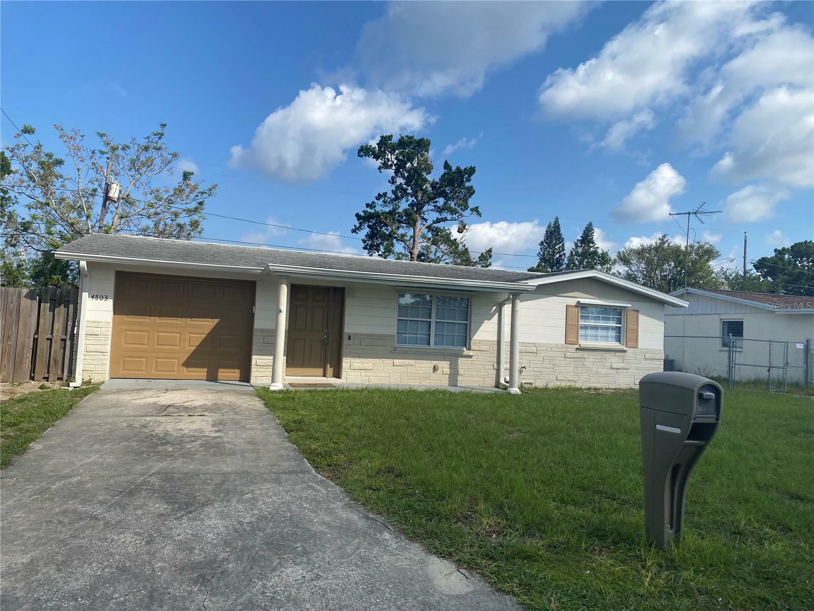 Property Photo:  4803 Mirage Avenue  FL 34690 