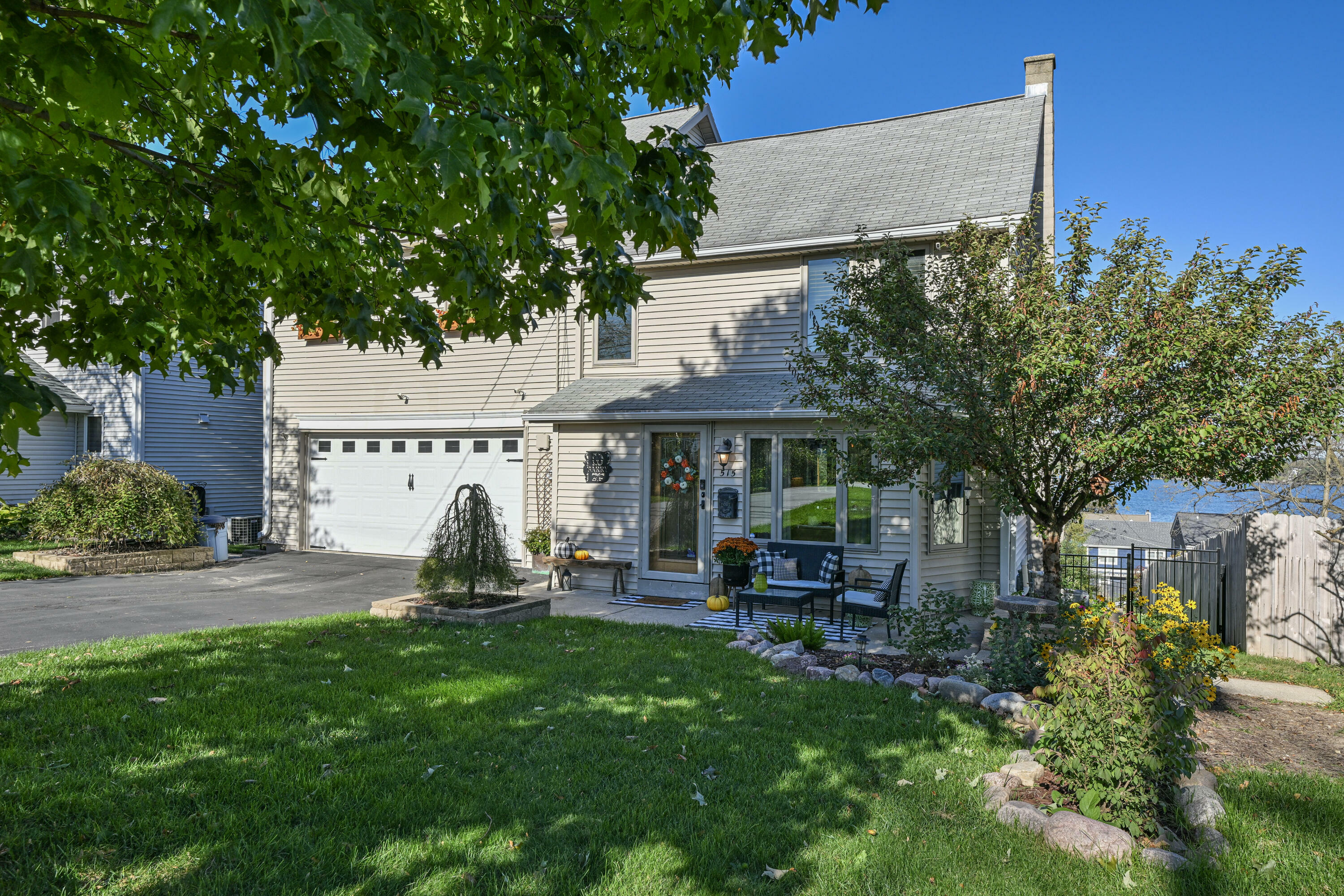 Property Photo:  515 Prospect Ave  WI 53072 