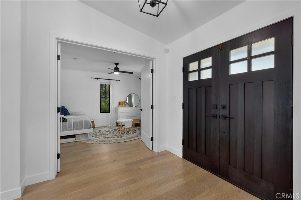 Property Photo:  6556 W 82nd Street  CA 90045 