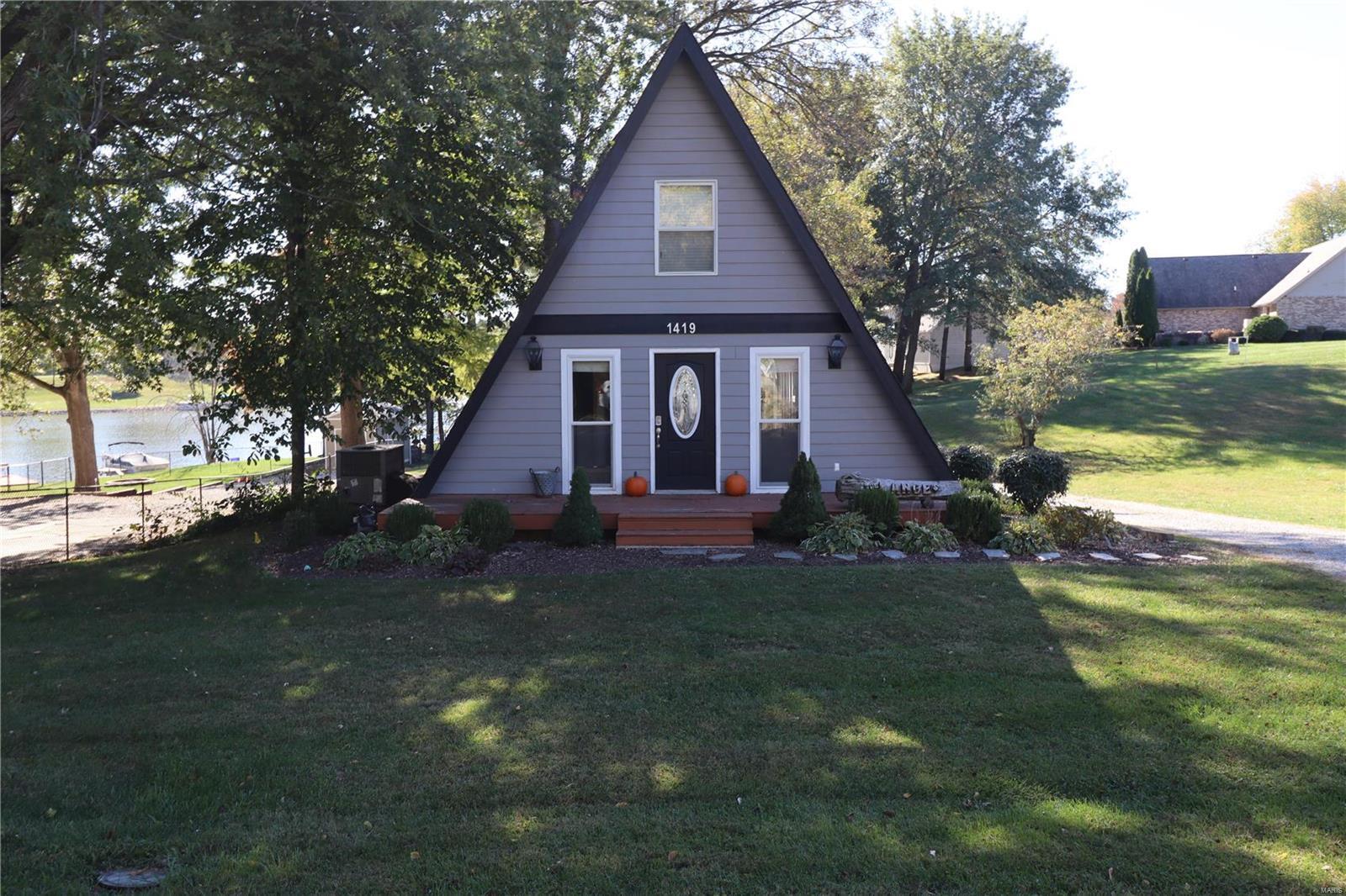 Property Photo: 1419 Biscay Drive IL 62025