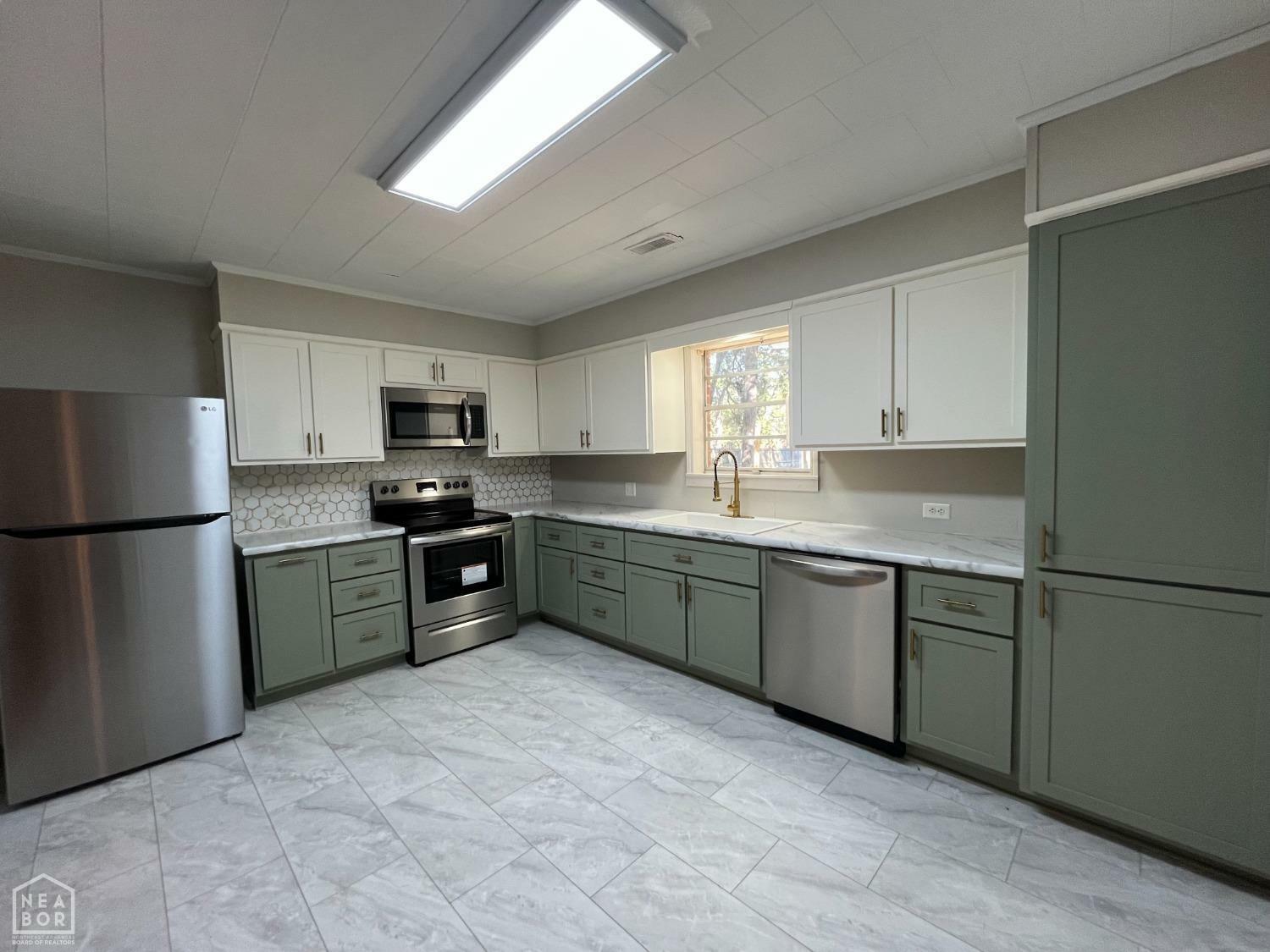 Property Photo: 617 S Clayton Street AR 72461