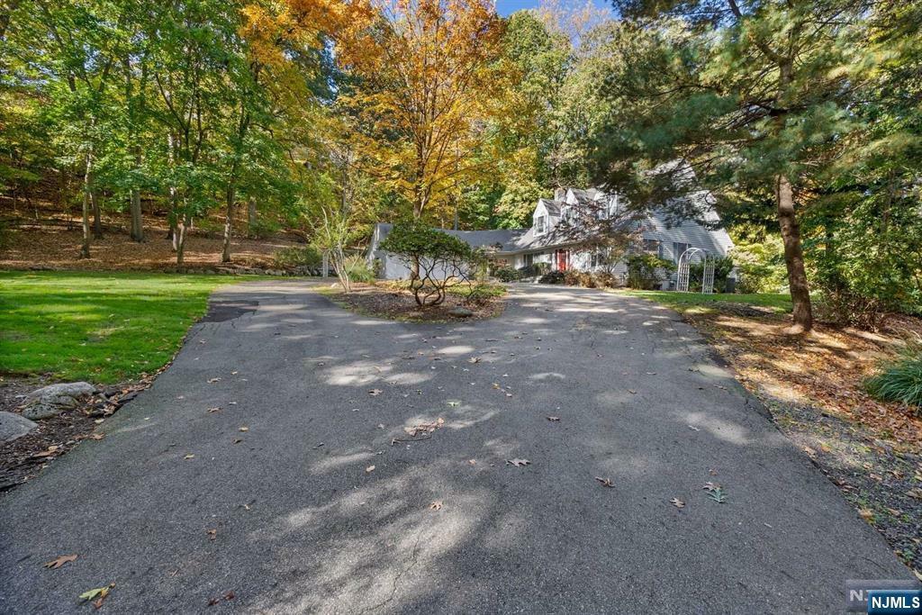 Property Photo:  521 Colfax Road  NJ 07470 