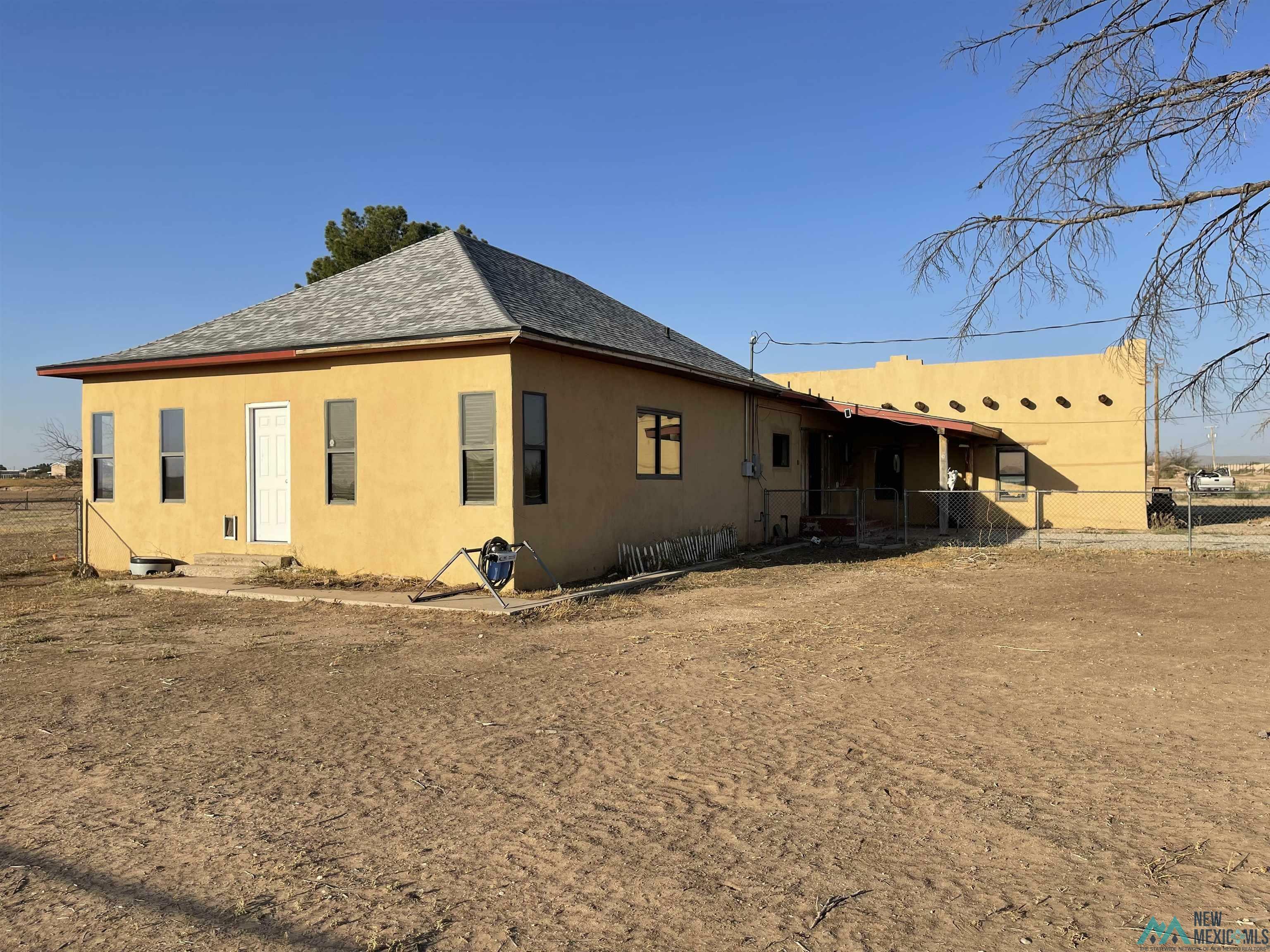Property Photo: 225 W Derrick Road NM 88220
