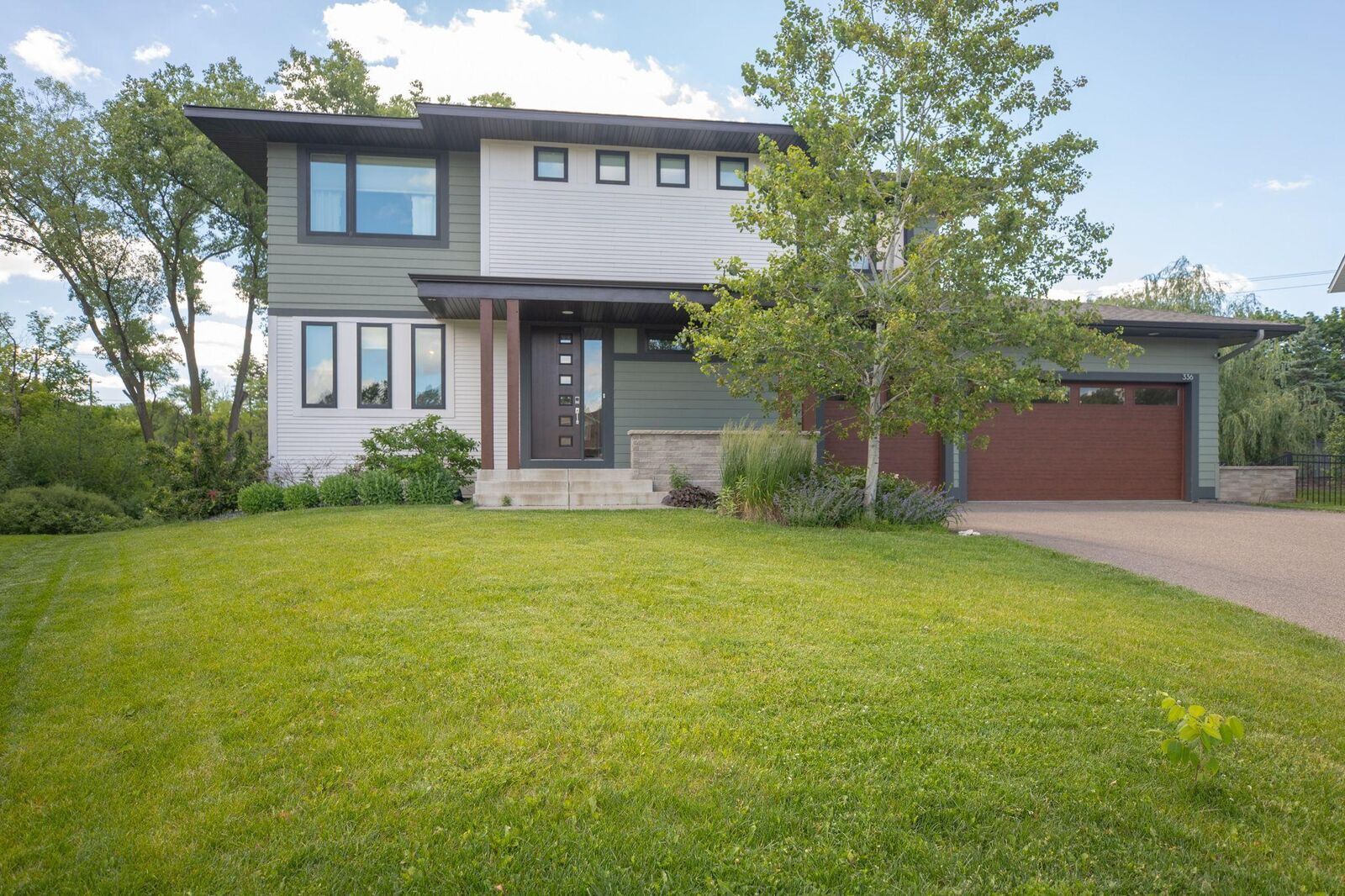 Property Photo:  336 Crowley Circle  MN 55118 