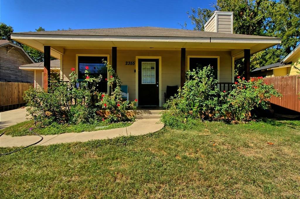 Property Photo:  2355 Peak Street  TX 76106 