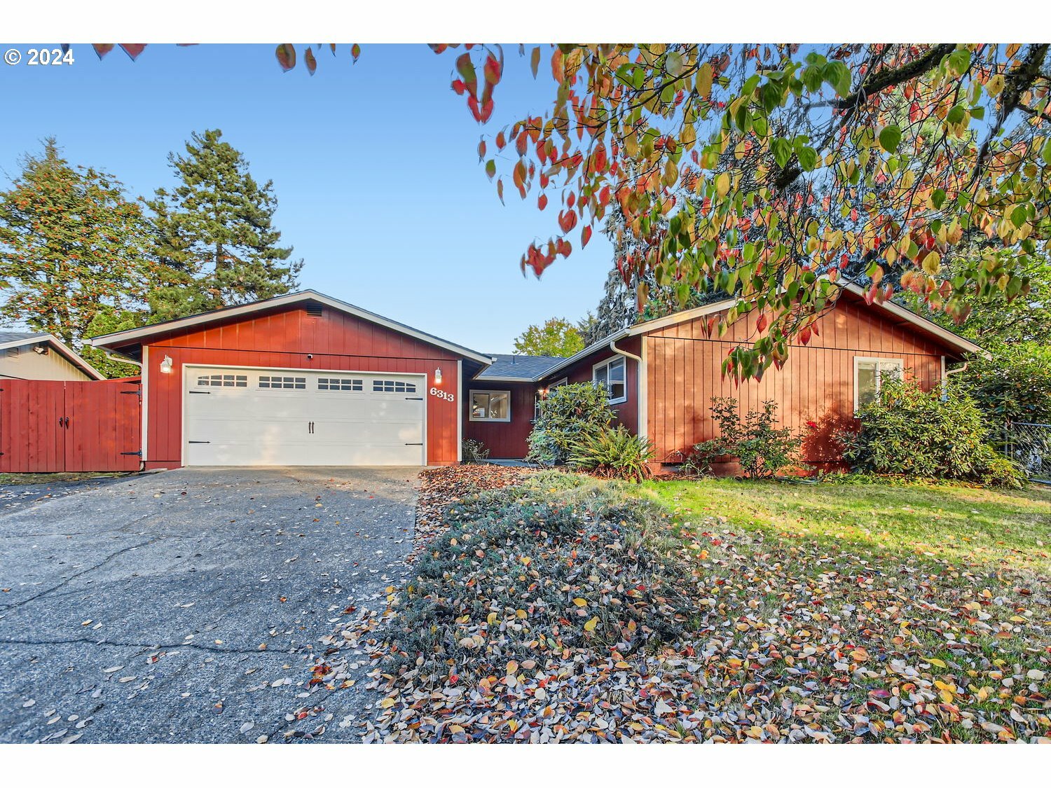 Property Photo:  6313 NE 69th Cir  WA 98661 