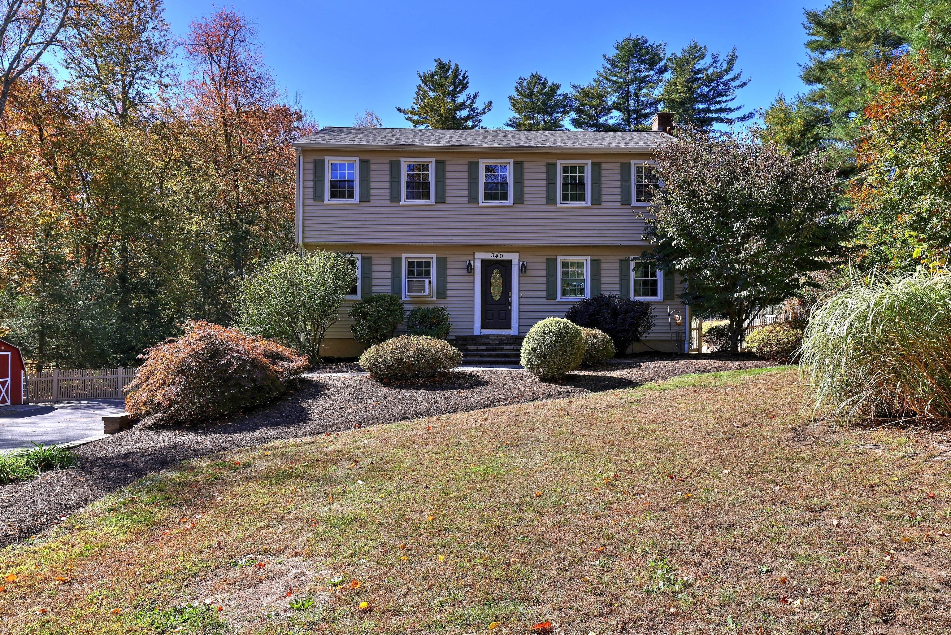 Property Photo:  340 Fairwood Road  CT 06524 