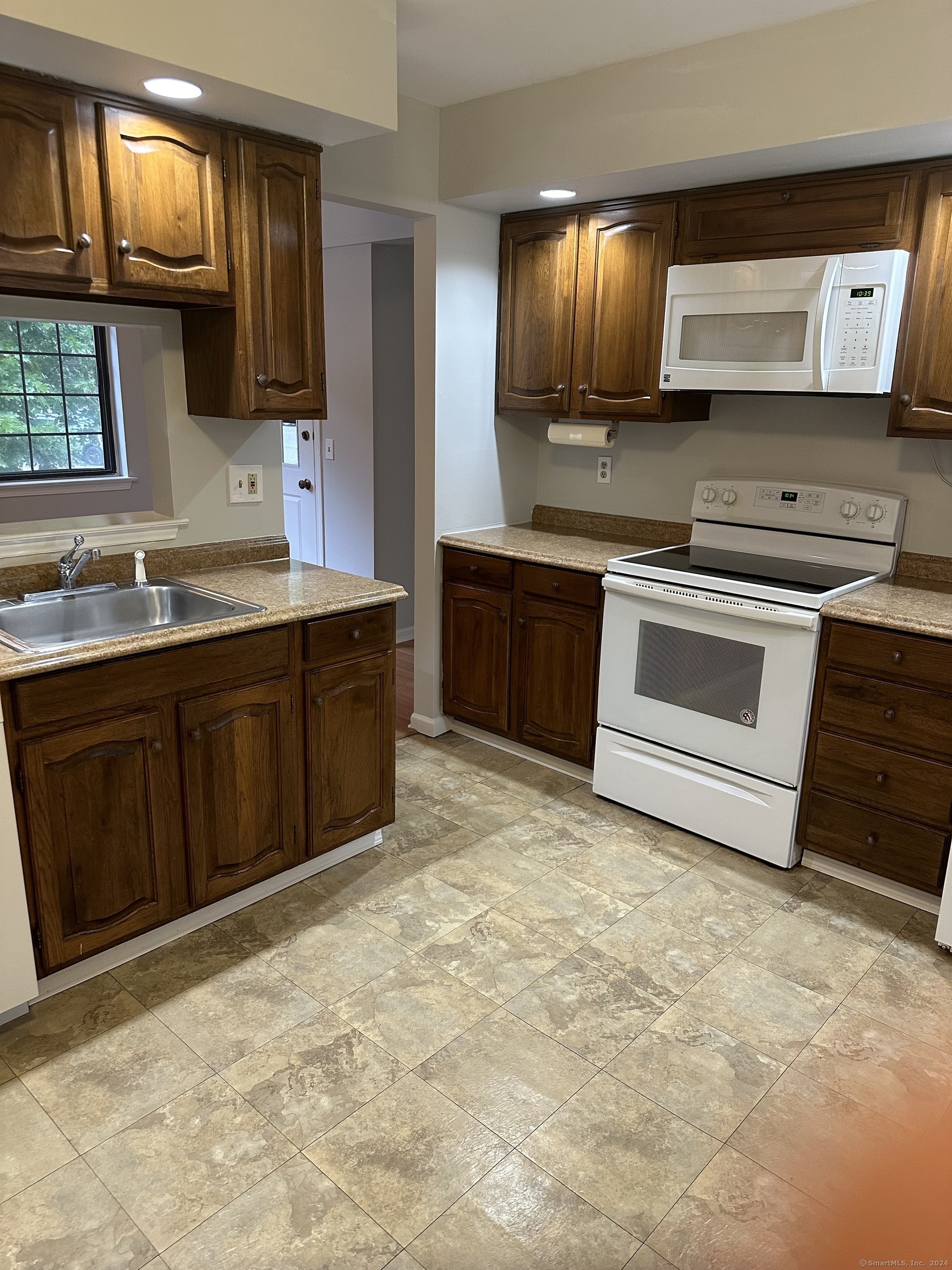 Property Photo: 125 Warner Hill Road 132 CT 06614