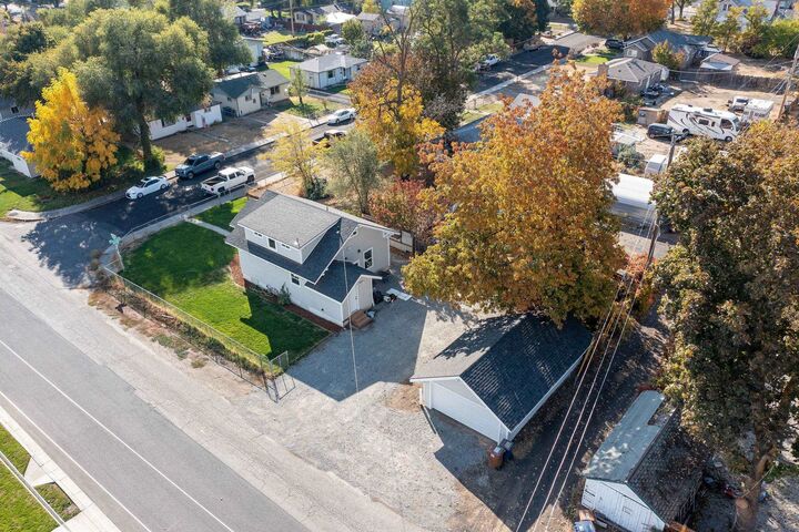 4 bed Spokane home for sale 4323 E Cleveland Ave, Spokane, WA 99201