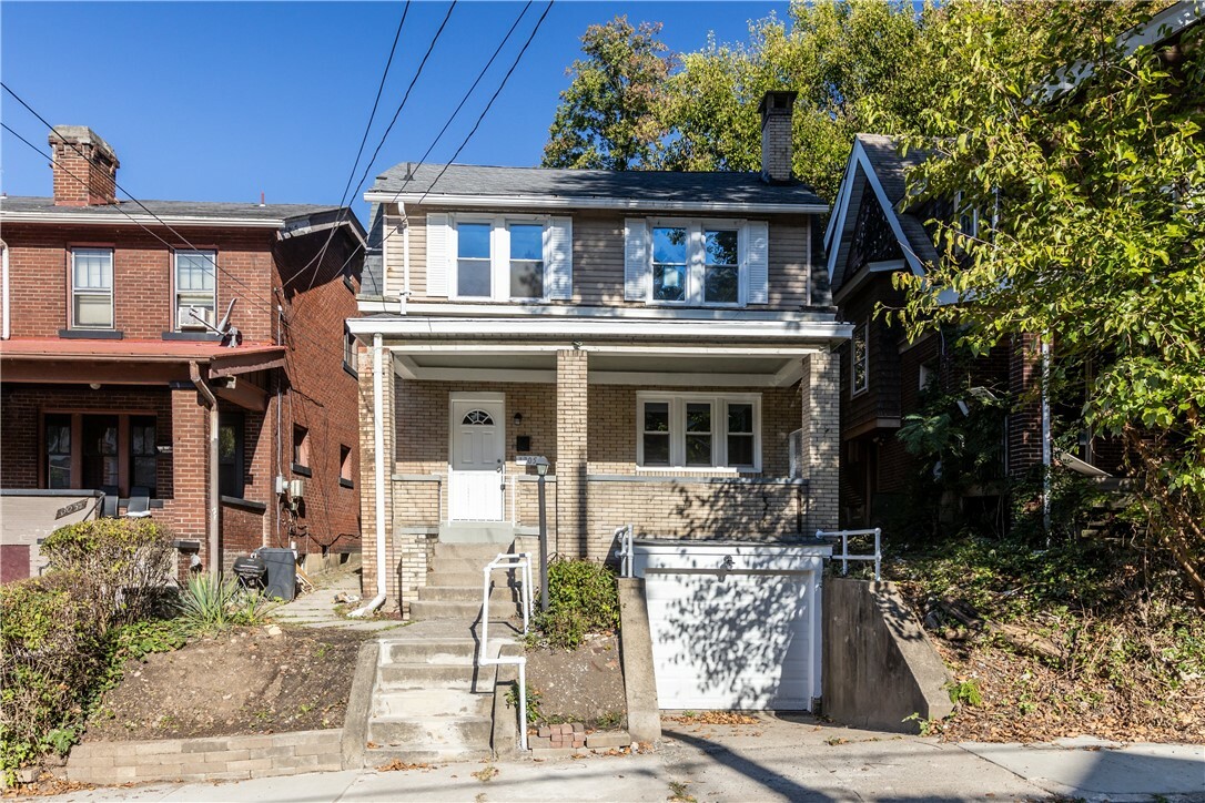 Property Photo:  1305 Franklin Ave  PA 15221 