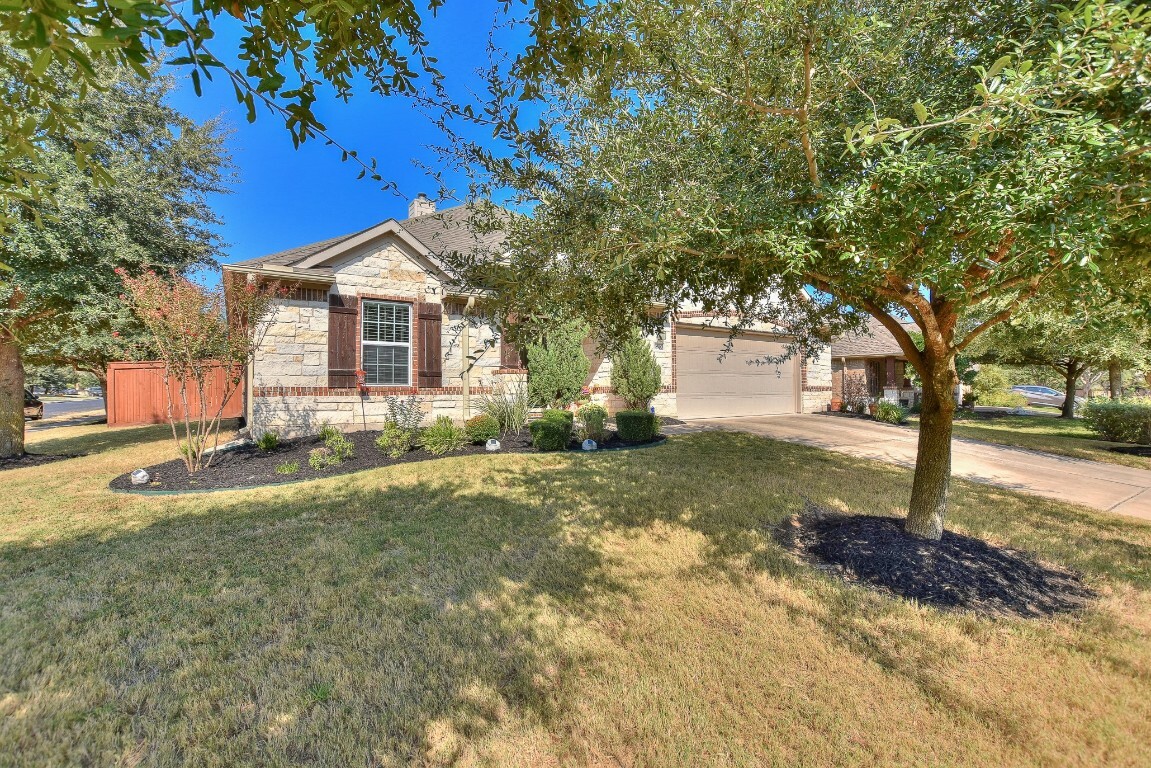 Property Photo:  18900 Shallow Pond Trail  TX 78660 