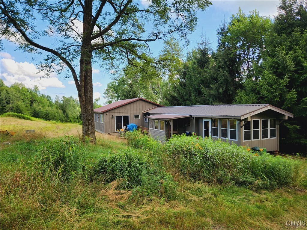 Property Photo:  4364 Elwood Road  NY 13040 