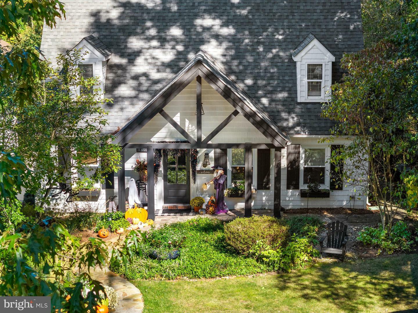 Property Photo: 615 Old County Road MD 21146
