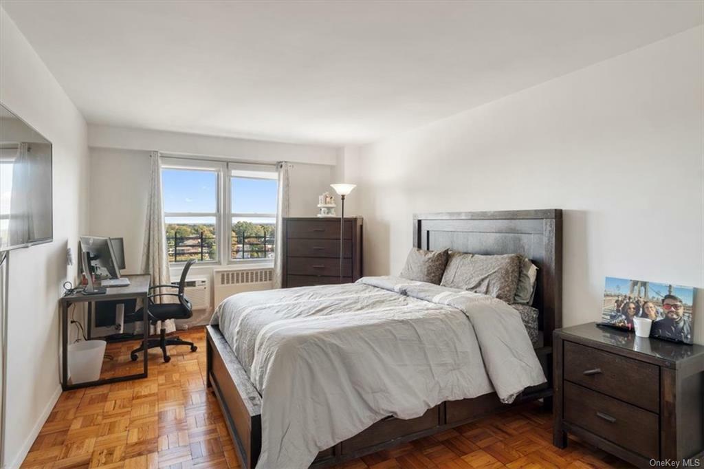 Property Photo:  1841 Central Park Avenue 12L  NY 10710 