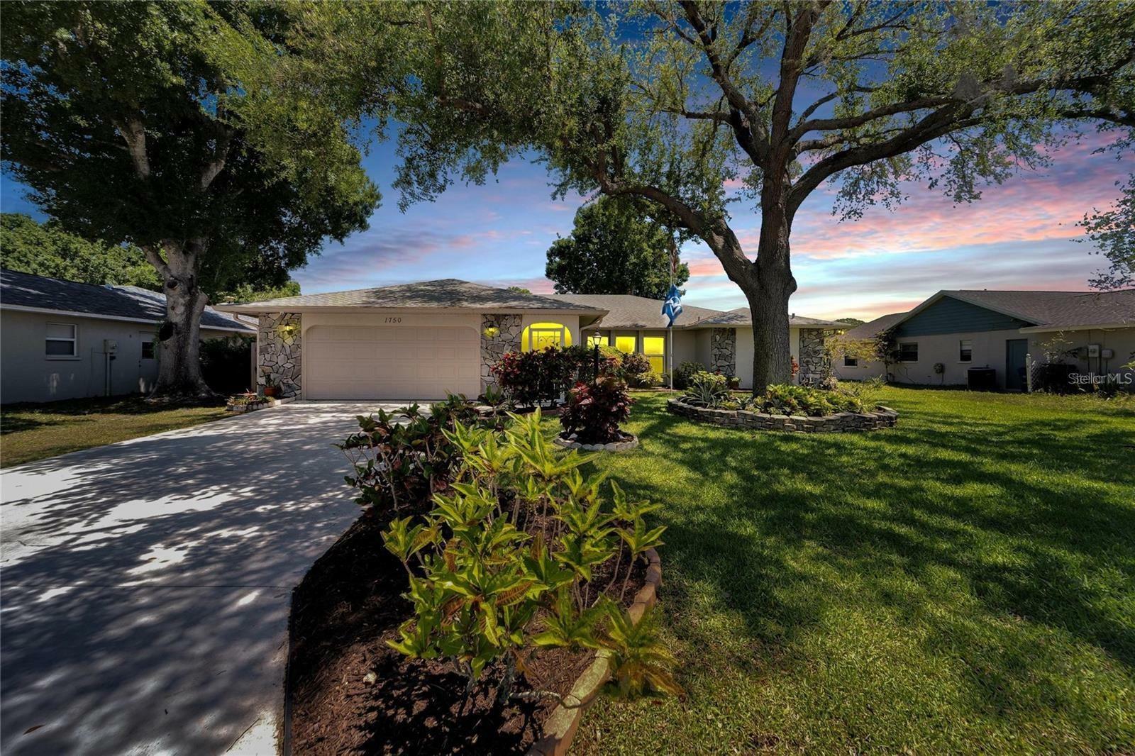 Property Photo:  1750 Briar Creek Lane  FL 34235 