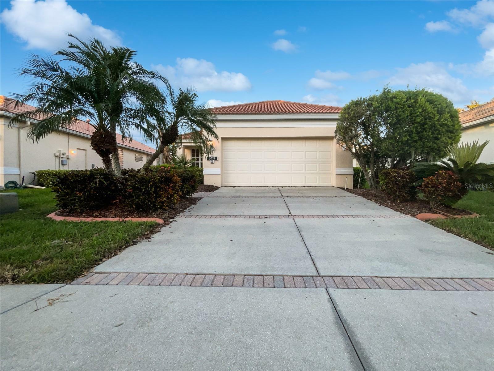 Property Photo:  6039 Wingspan Way N  FL 34203 