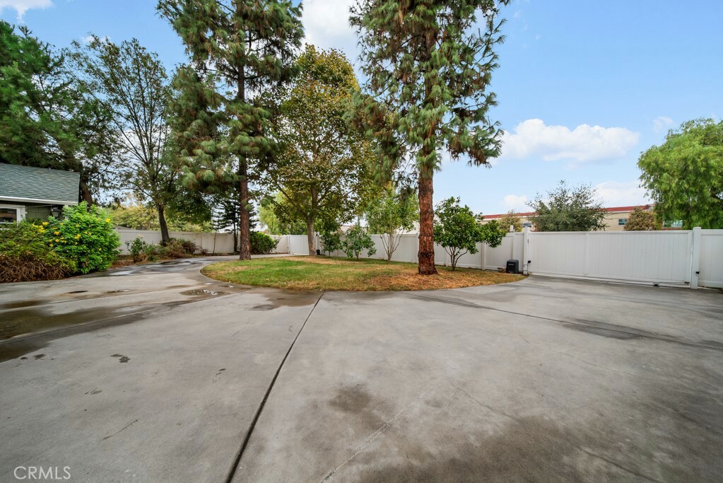 Property Photo:  7945 Balboa Boulevard  CA 91406 