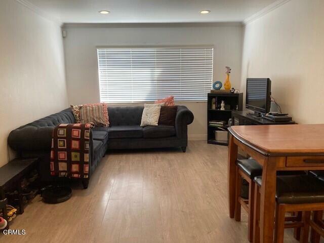 Property Photo:  1340 E Hillcrest Drive 8  CA 91362 