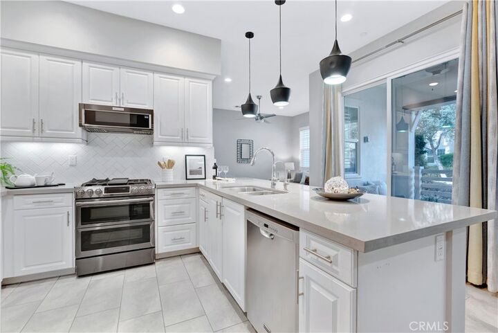 Property Photo:  76 Patria  CA 92694 