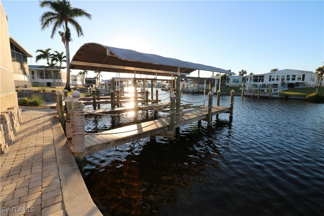 Property Photo:  17630 Canal Cove Court  FL 33931 