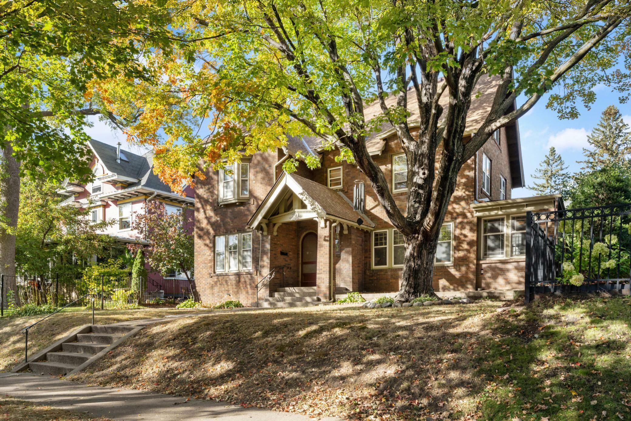 Property Photo:  791 Linwood Avenue  MN 55105 