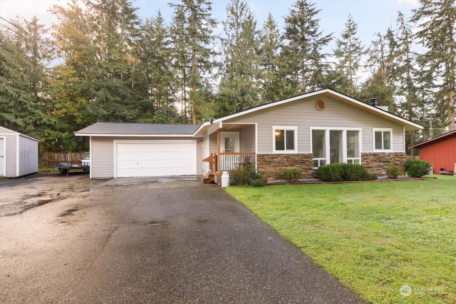 Property Photo:  4479 Woodland Circle  WA 98277 